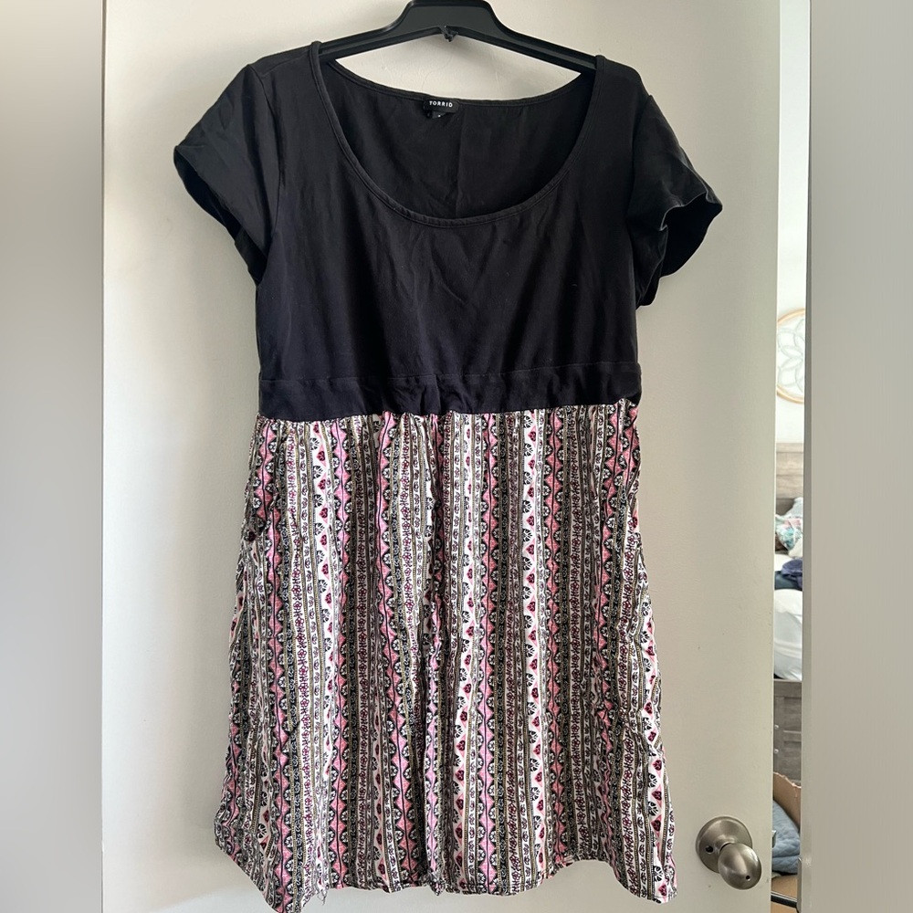 Torrid size 3 skater dress